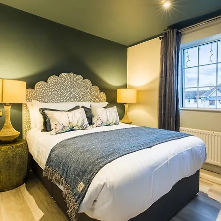 The At Castle Apartment Killarney
